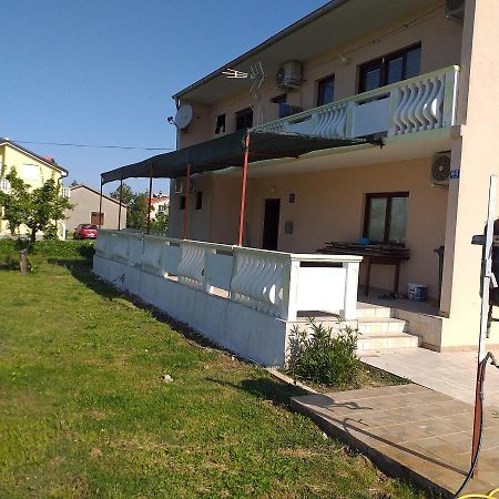 Apartments With A Parking Space Ljubac, Zadar - 16658 Razanac Exterior photo